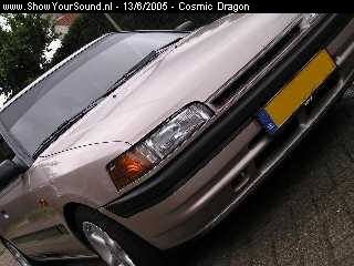 showyoursound.nl - Mazda 323 Dragon - Cosmic Dragon - front.jpg - En dit is ze dan mijn mazda 323